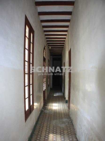 Ruin til salg i Montaverner - € 300.000 (Ref: 3126697)