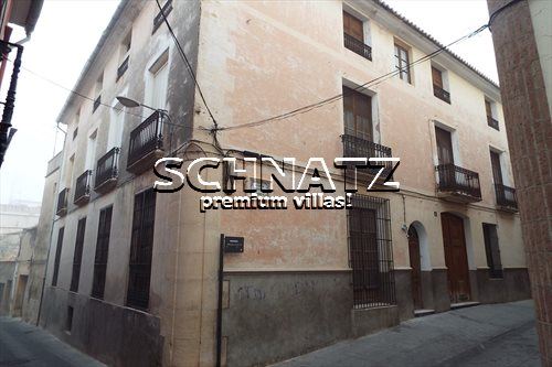 11 slaapkamer Huis te koop in Pego met garage - € 320.000 (Ref: 3126698)