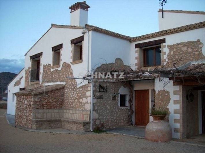 9 soveværelse Finca/Landehus til salg i Bocairent med garage - € 2.300.000 (Ref: 3126715)