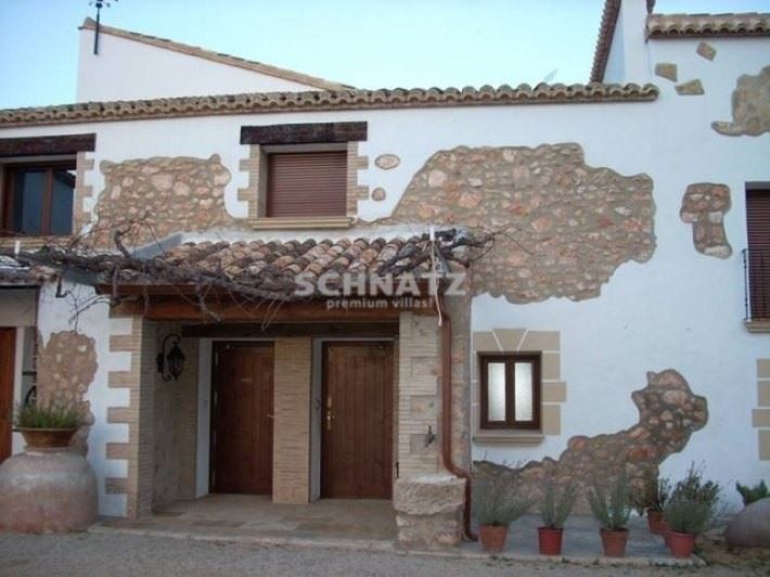 9 soveværelse Finca/Landehus til salg i Bocairent med garage - € 2.300.000 (Ref: 3126715)