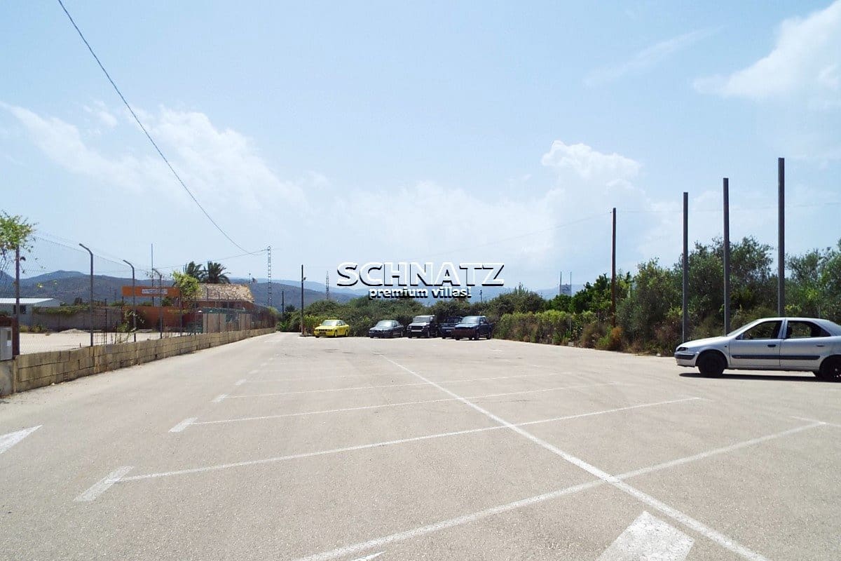 Commercial for sale in Ondara with garage - € 580,000 (Ref: 3126718)