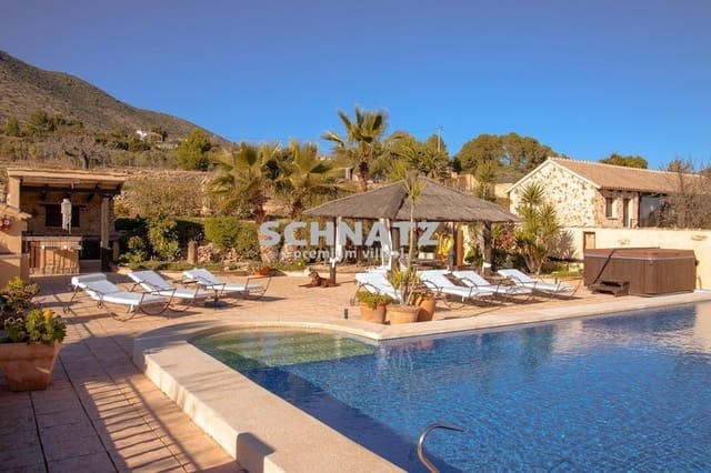 8 makuuhuone Huvila myytävänä paikassa Benissa mukana uima-altaan - 1 250 000 € (Ref: 6210323)