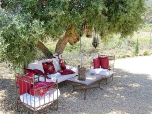 8 makuuhuone Huvila myytävänä paikassa Benissa mukana uima-altaan - 1 250 000 € (Ref: 6210323)