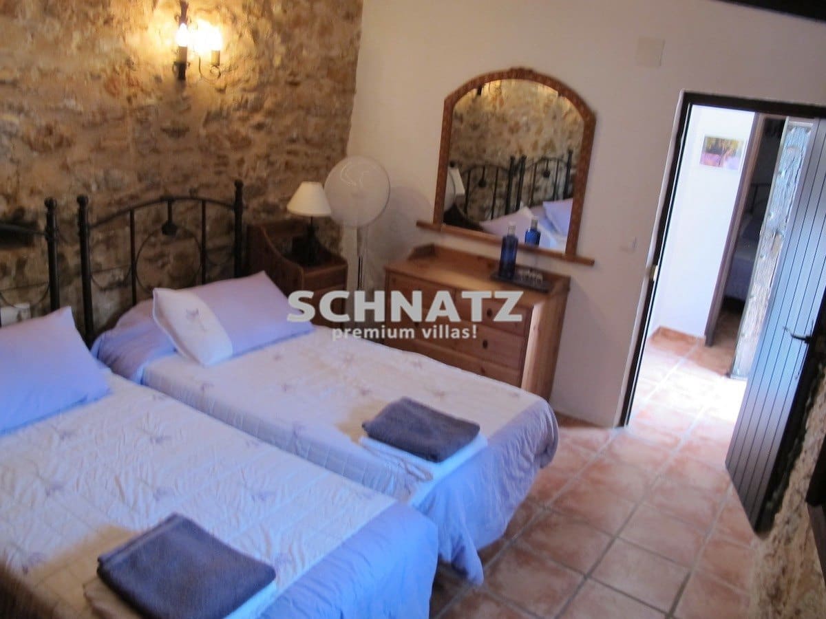 8 makuuhuone Huvila myytävänä paikassa Benissa mukana uima-altaan - 1 250 000 € (Ref: 6210323)