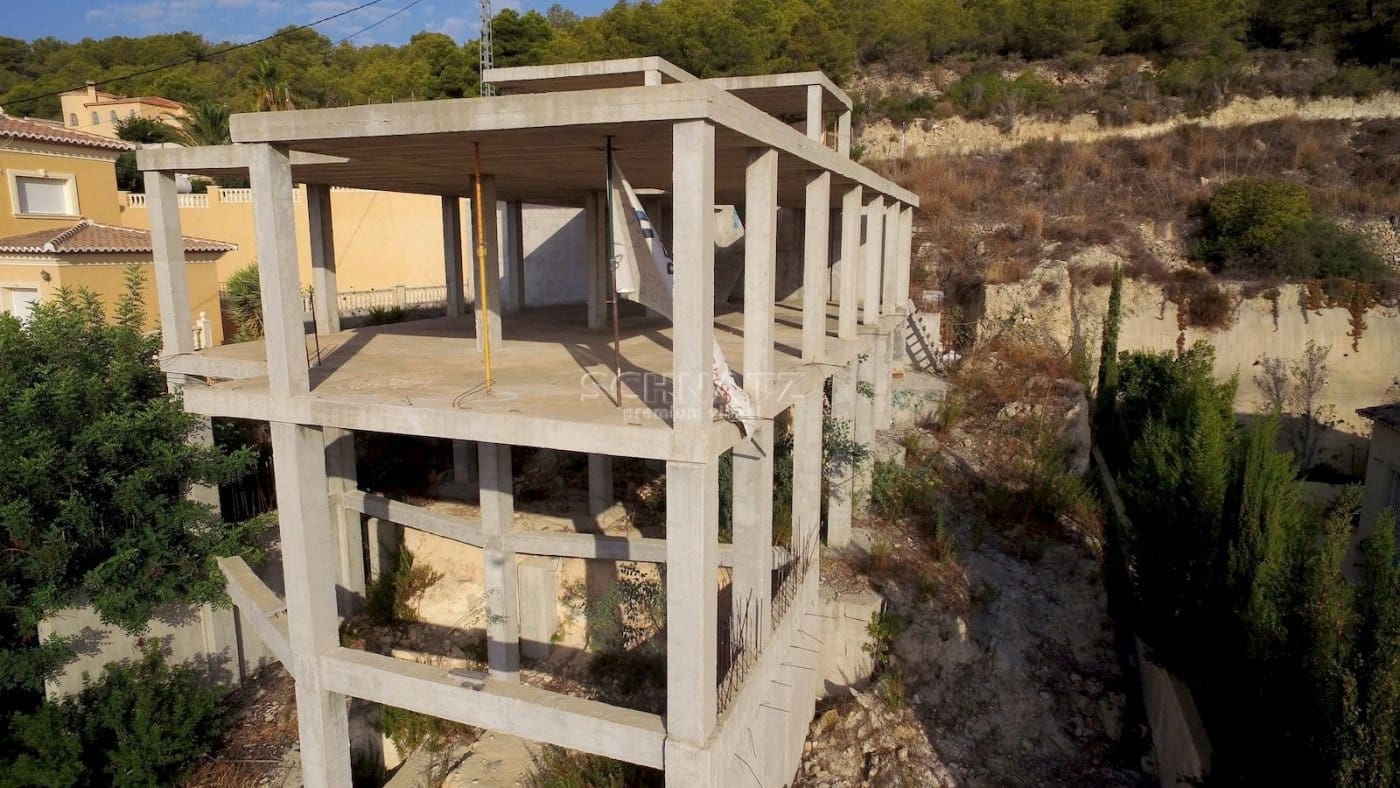 4 bedroom Villa for sale in Calpe / Calp with pool garage - € 1,825,000 (Ref: 7689401)