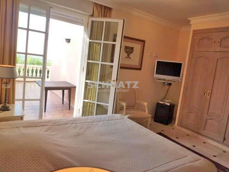 5 soveværelse Villa til salg i La Sella med swimmingpool garage - € 1.599.000 (Ref: 7795497)