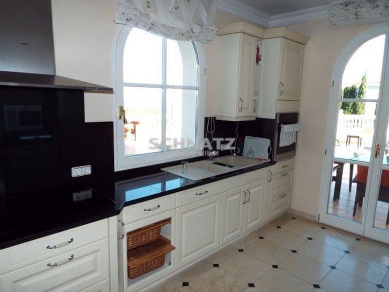 5 soveværelse Villa til salg i La Sella med swimmingpool garage - € 1.599.000 (Ref: 7795497)