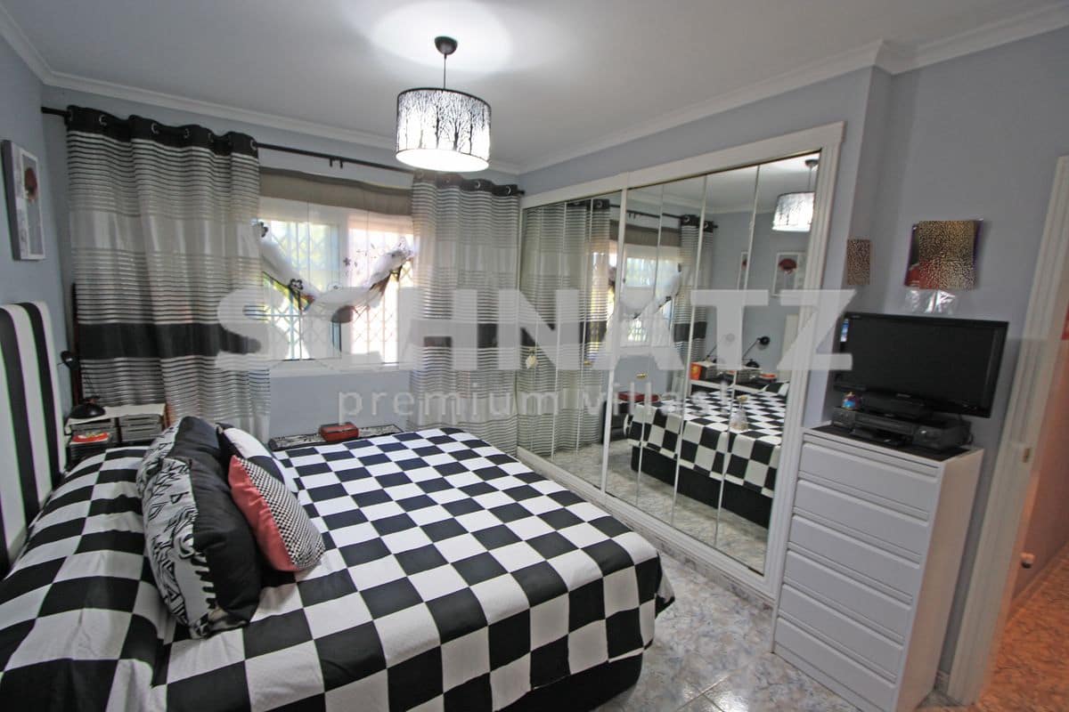 4 sypialnia Willa na sprzedaż w Els Poblets z basenem garażem - 850 000 € (Ref: 8562142)