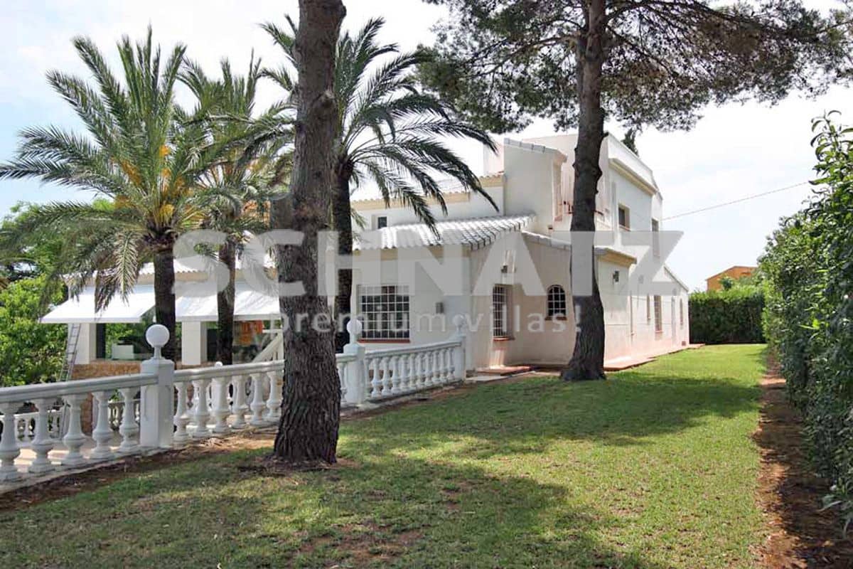 8 slaapkamer Villa te koop in Javea / Xabia met zwembad garage - € 2.100.000 (Ref: 8562143)