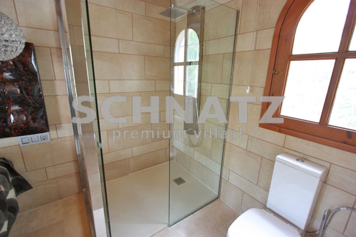 8 slaapkamer Villa te koop in Javea / Xabia met zwembad garage - € 2.100.000 (Ref: 8562143)