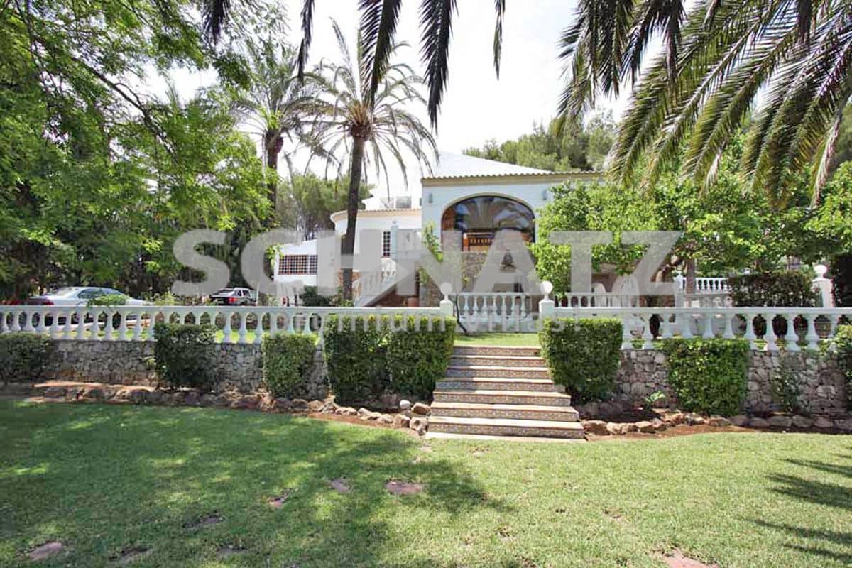 8 slaapkamer Villa te koop in Javea / Xabia met zwembad garage - € 2.100.000 (Ref: 8562143)
