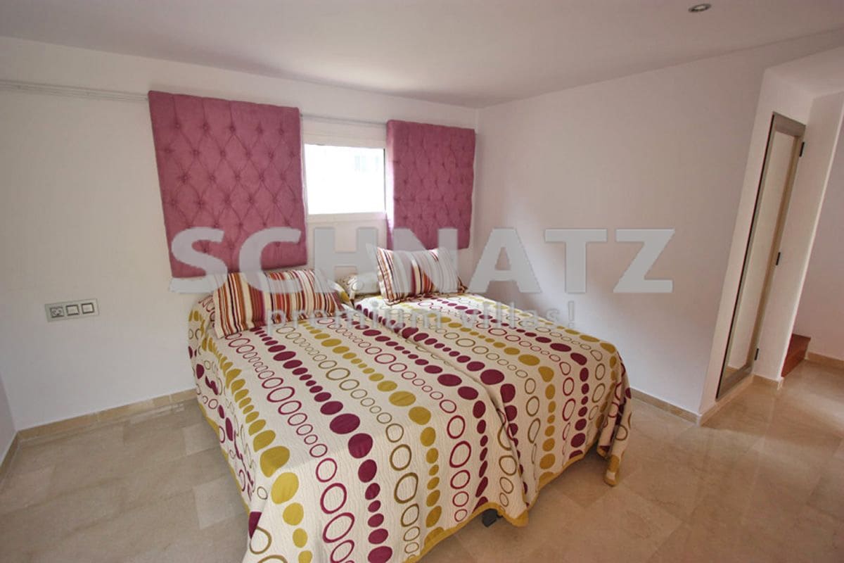 8 slaapkamer Villa te koop in Javea / Xabia met zwembad garage - € 2.100.000 (Ref: 8562143)