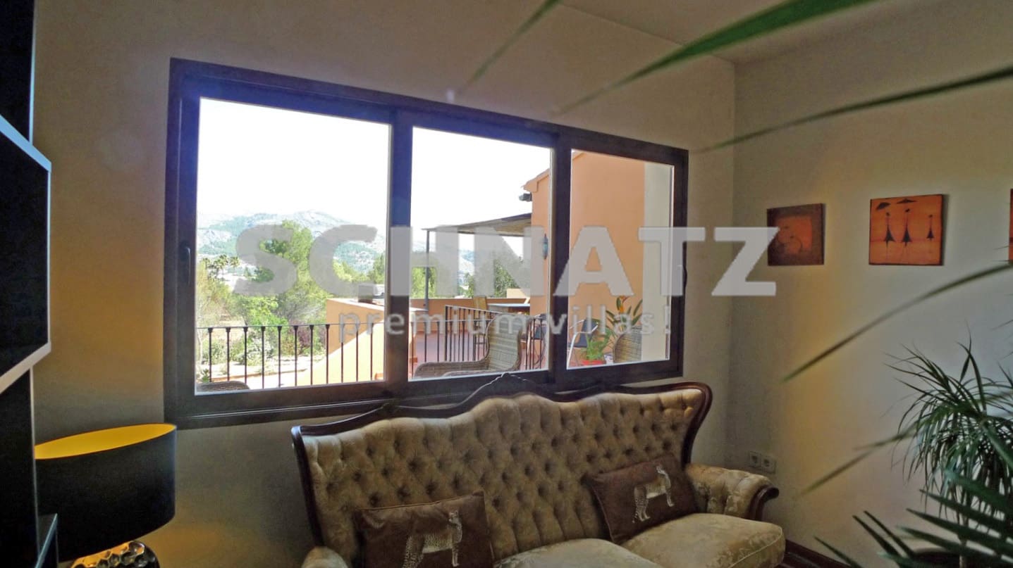 10 soveværelse Finca/Landehus til salg i Jalon / Xalo med garage - € 1.115.000 (Ref: 8562145)