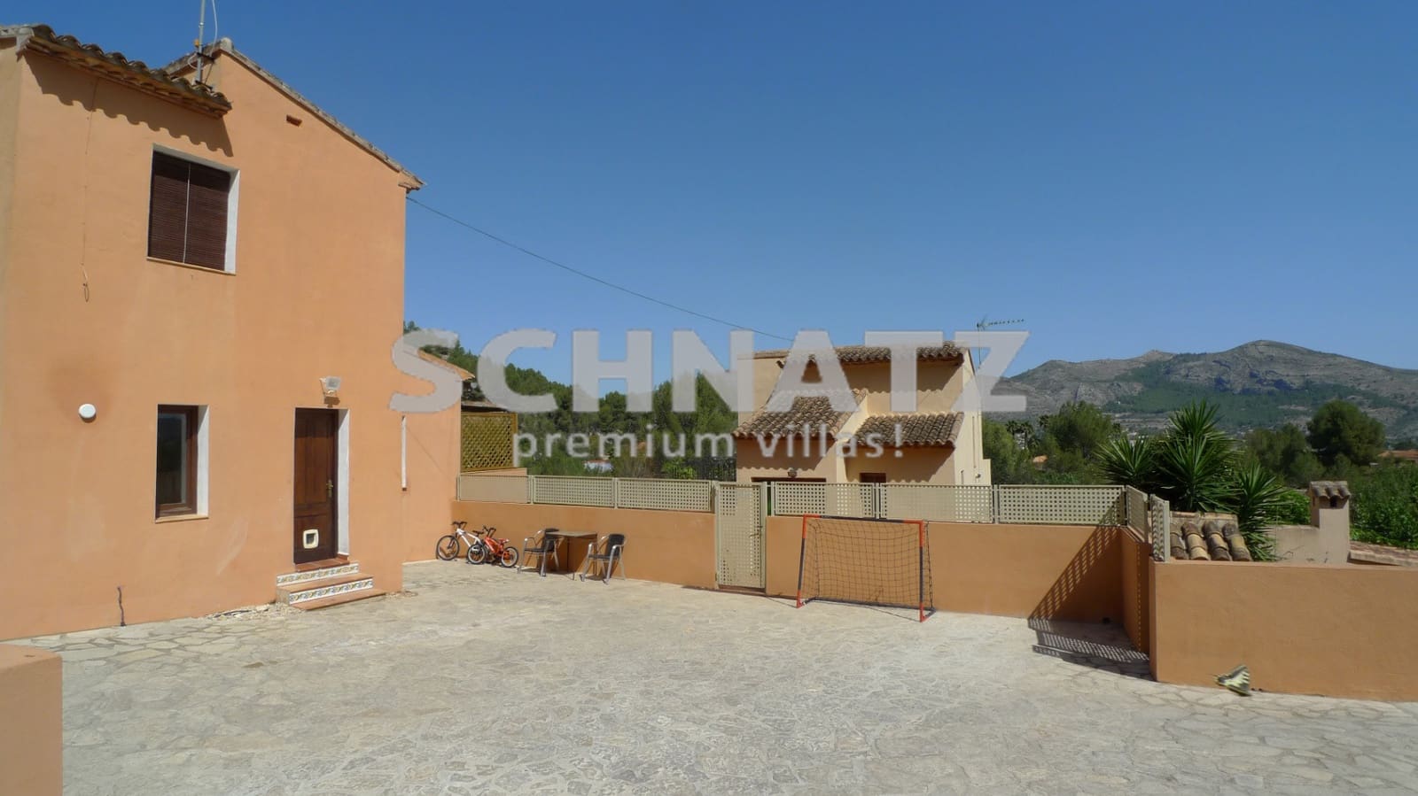 10 soveværelse Finca/Landehus til salg i Jalon / Xalo med garage - € 1.115.000 (Ref: 8562145)