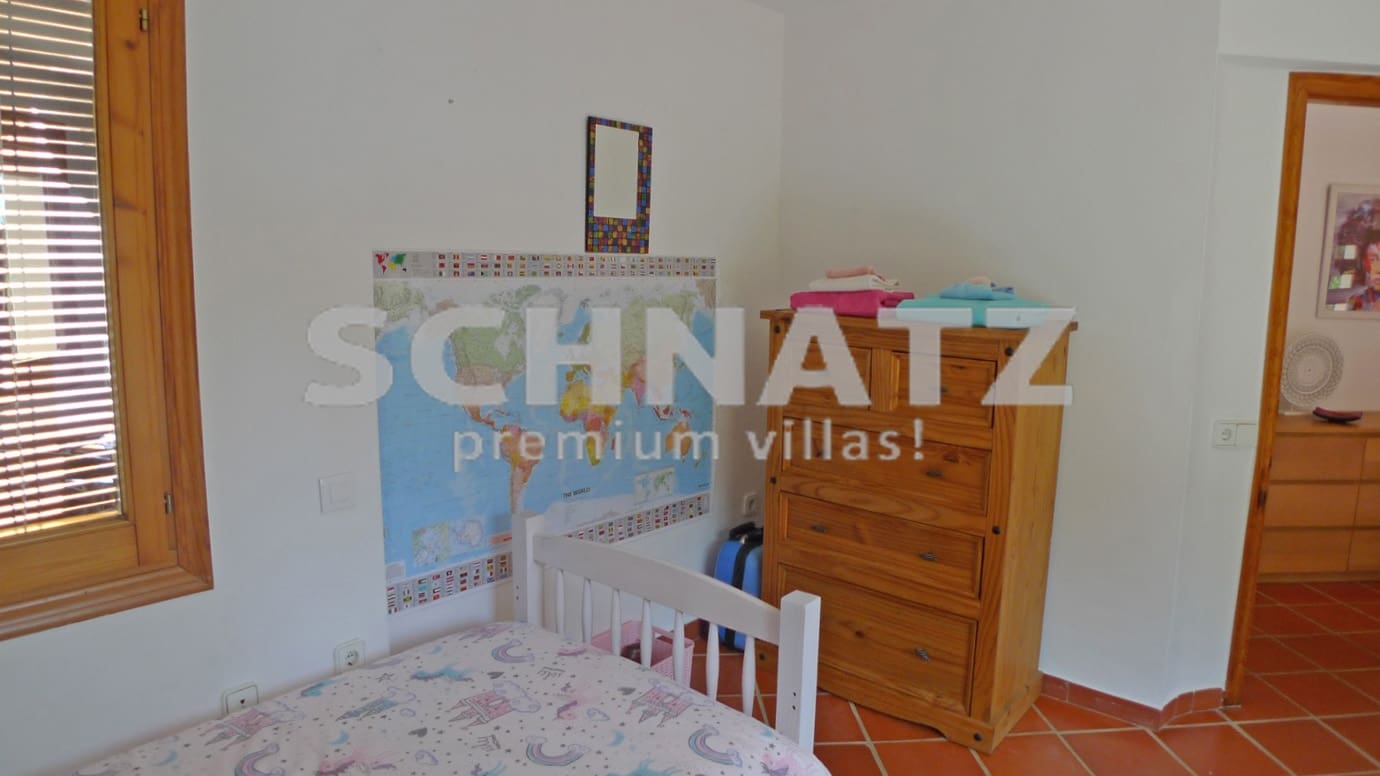 10 soveværelse Finca/Landehus til salg i Jalon / Xalo med garage - € 1.115.000 (Ref: 8562145)