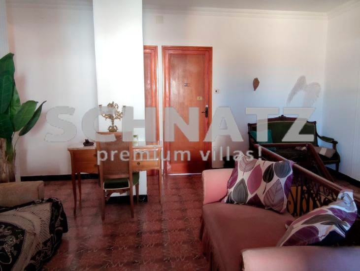 8 soveværelse Byhus til salg i Sanet i Negrals med garage - € 369.000 (Ref: 8562146)