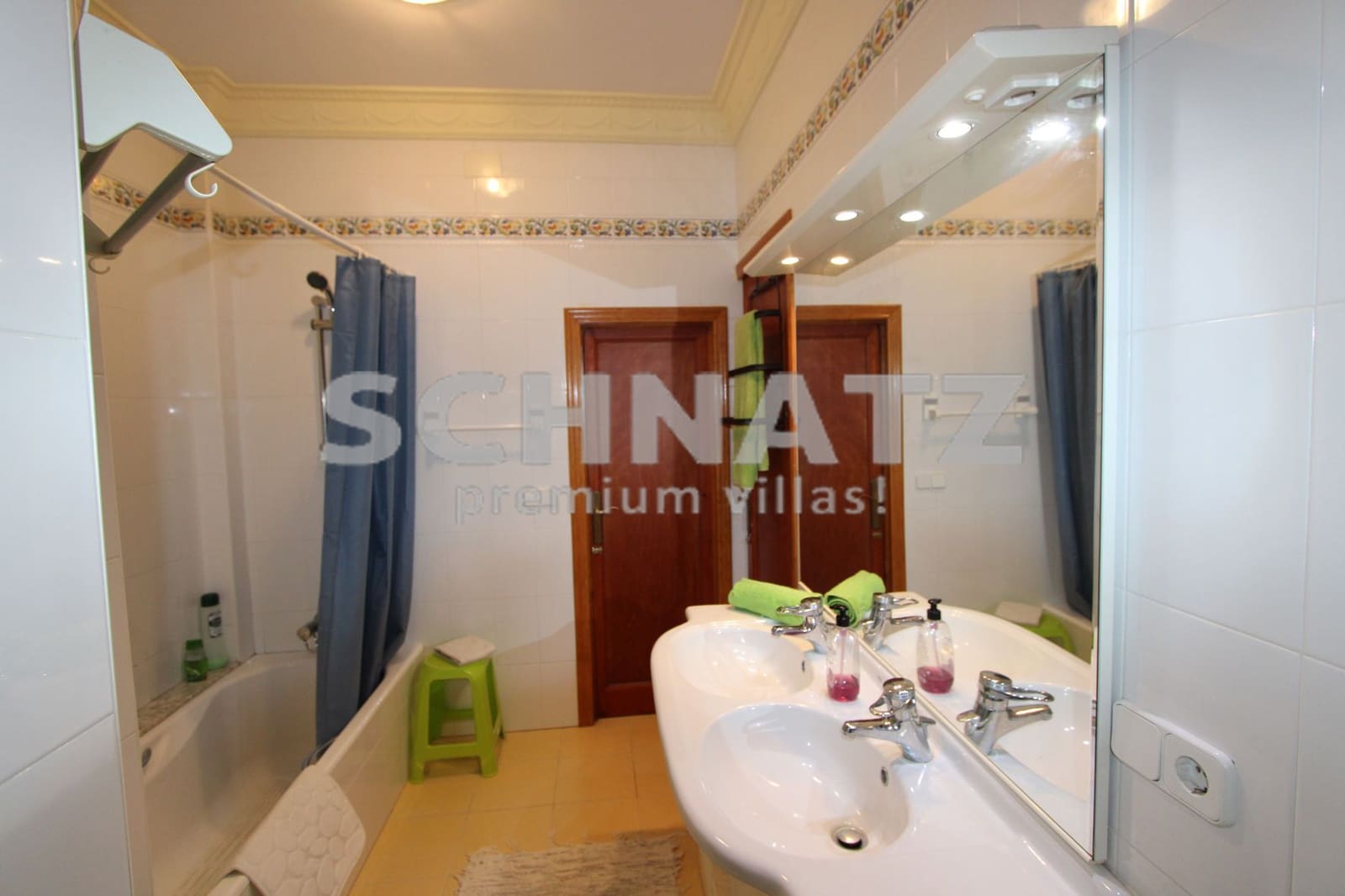 8 soveværelse Byhus til salg i Sanet i Negrals med garage - € 369.000 (Ref: 8562146)