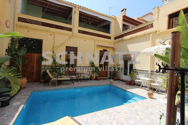 8 bedroom Townhouse for sale in Sanet i Negrals with garage - € 369,000 (Ref: 8562146)