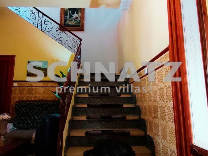 8 soveværelse Byhus til salg i Sanet i Negrals med garage - € 369.000 (Ref: 8562146)