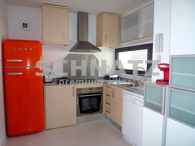 2 Zimmer Reihenhaus zu verkaufen in Calpe / Calp mit Pool Garage - 750.000 € (Ref: 8562151)