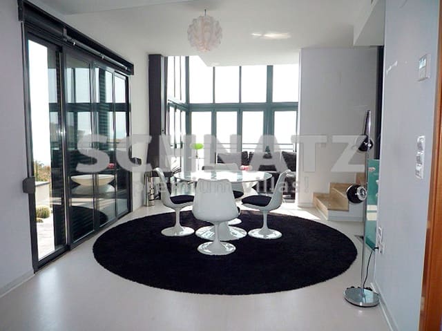 2 Zimmer Reihenhaus zu verkaufen in Calpe / Calp mit Pool Garage - 750.000 € (Ref: 8562151)