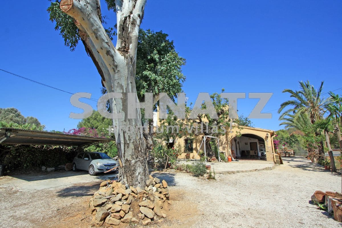 4 soveværelse Villa til salg i La Sella med swimmingpool garage - € 635.000 (Ref: 8562153)