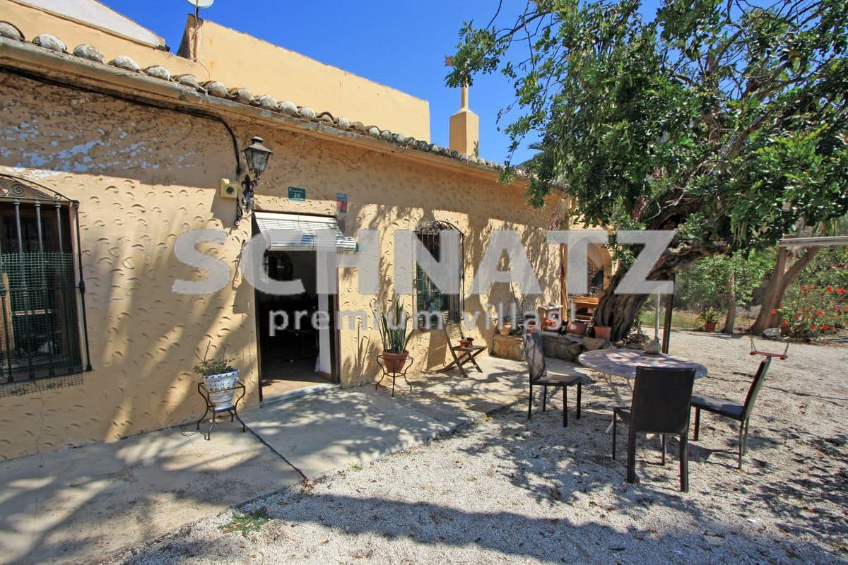 4 soveværelse Villa til salg i La Sella med swimmingpool garage - € 635.000 (Ref: 8562153)