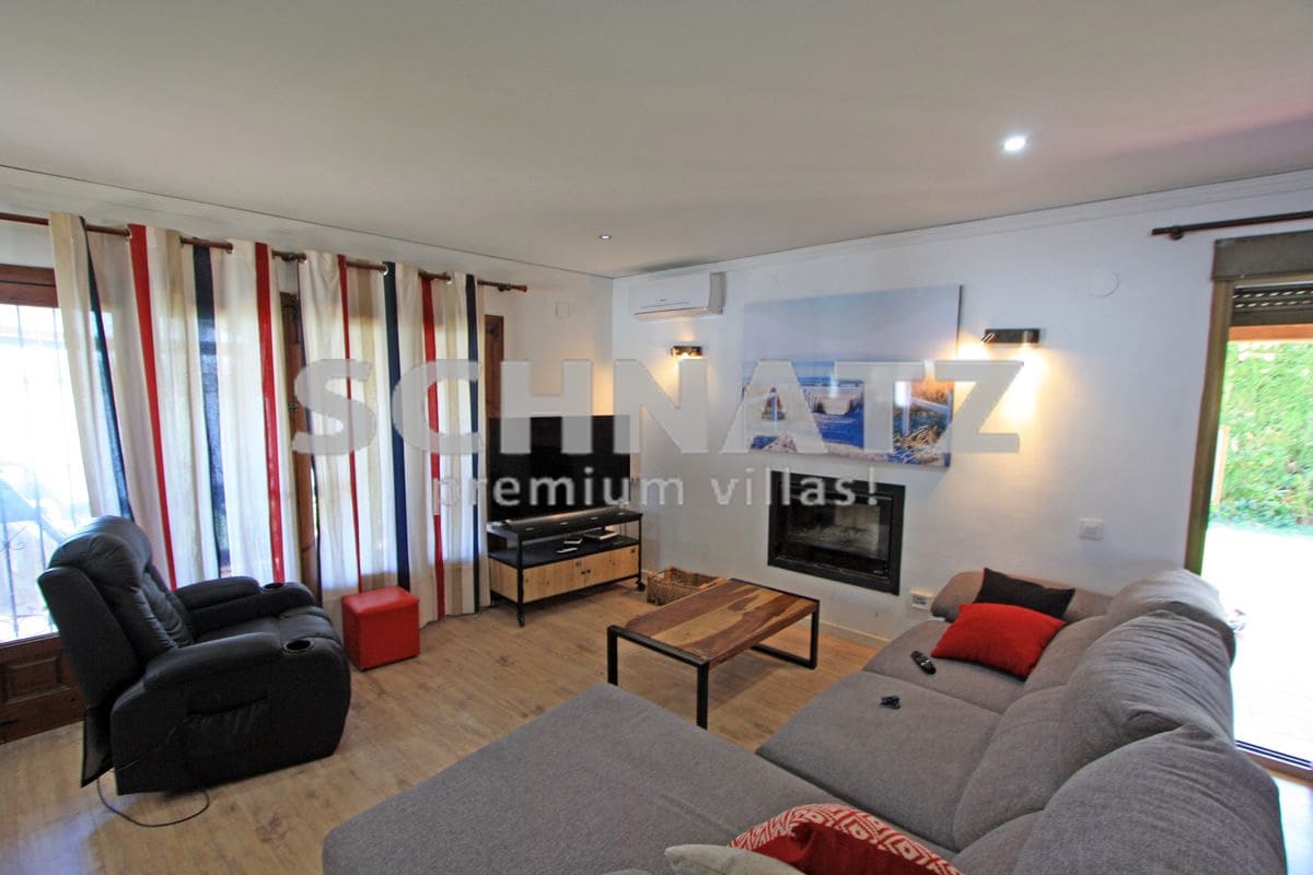 5 slaapkamer Villa te koop in Denia met zwembad garage - € 689.000 (Ref: 8562155)