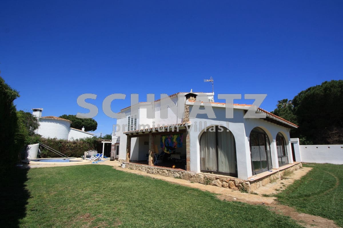 5 slaapkamer Villa te koop in Denia met zwembad garage - € 689.000 (Ref: 8562155)