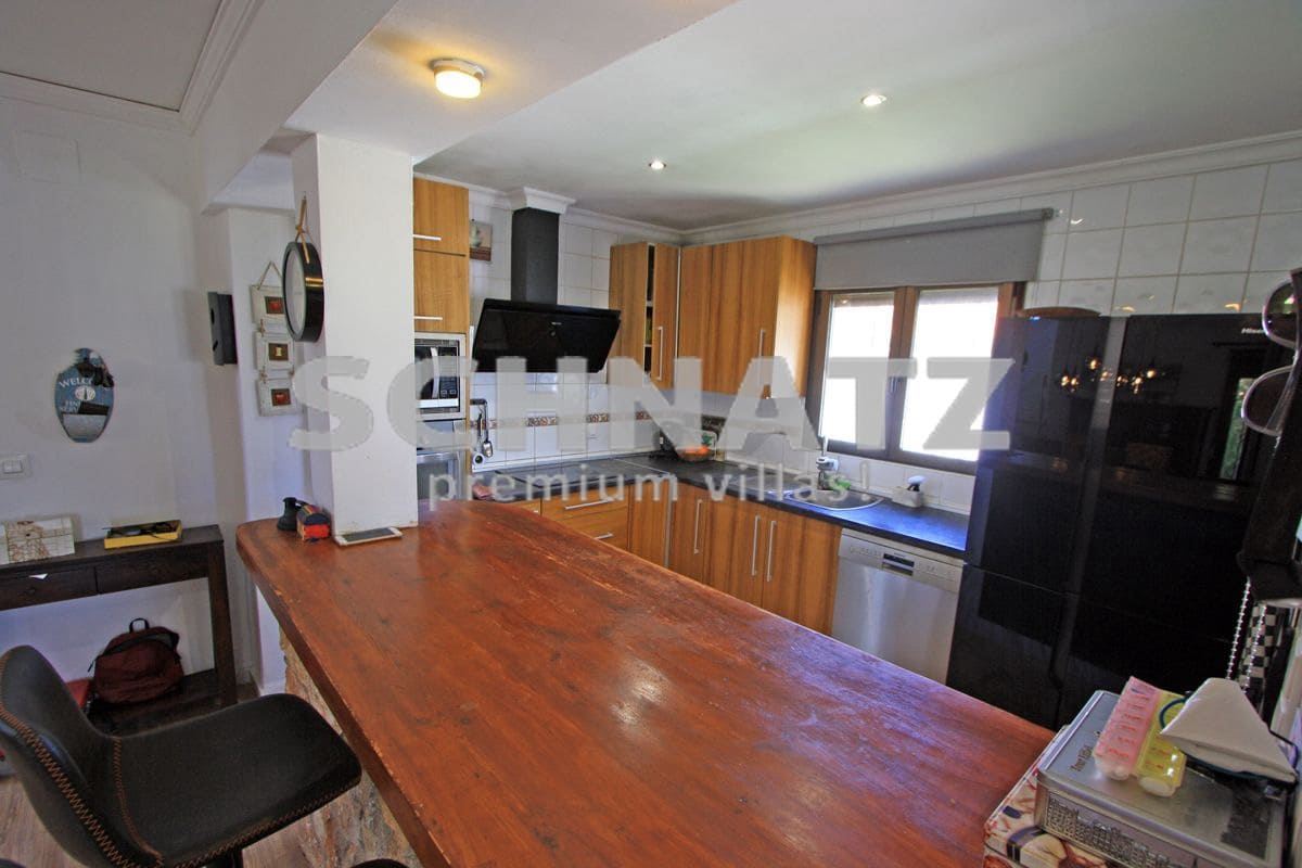 5 slaapkamer Villa te koop in Denia met zwembad garage - € 689.000 (Ref: 8562155)