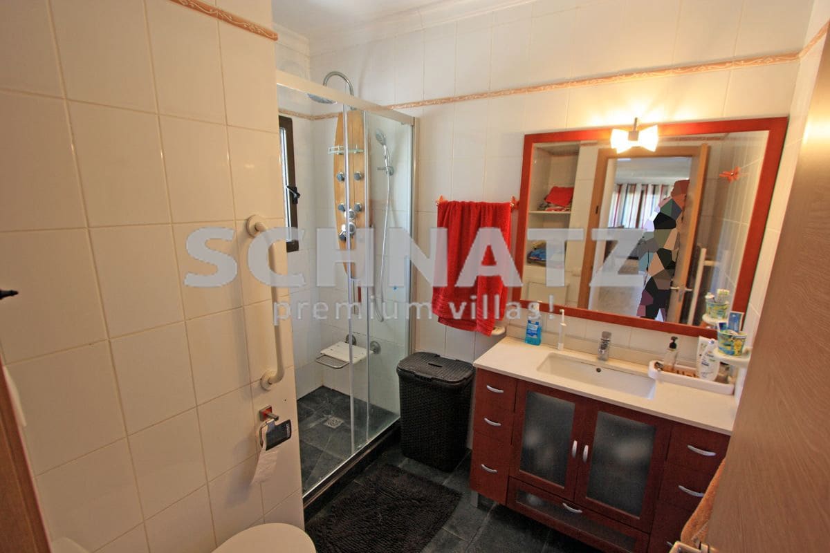 5 slaapkamer Villa te koop in Denia met zwembad garage - € 689.000 (Ref: 8562155)