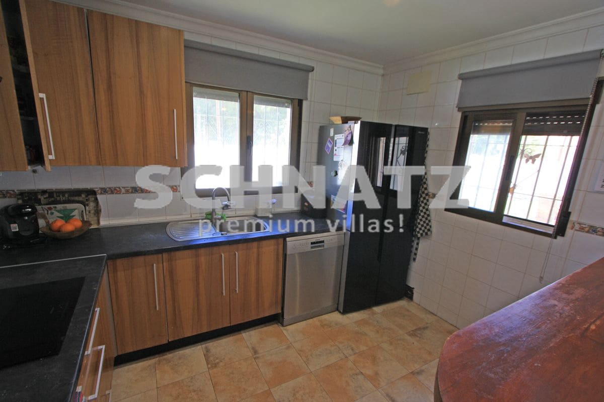 5 slaapkamer Villa te koop in Denia met zwembad garage - € 689.000 (Ref: 8562155)