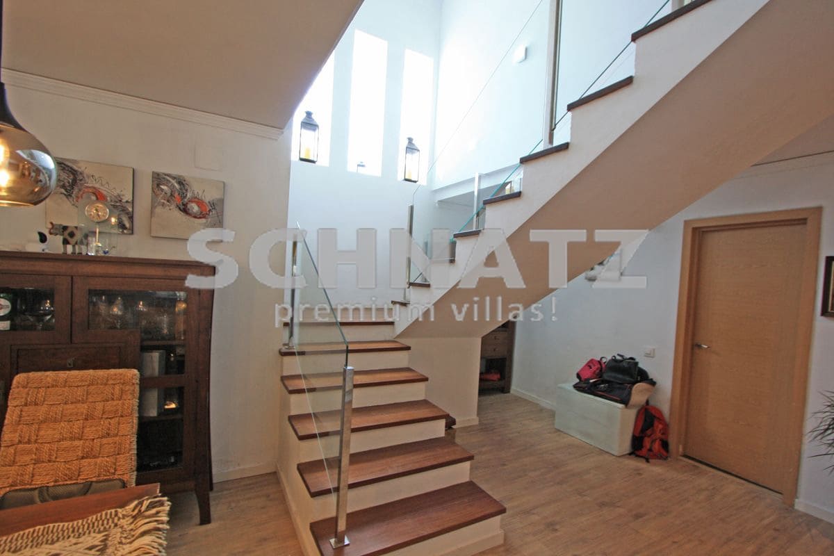 5 slaapkamer Villa te koop in Denia met zwembad garage - € 689.000 (Ref: 8562155)