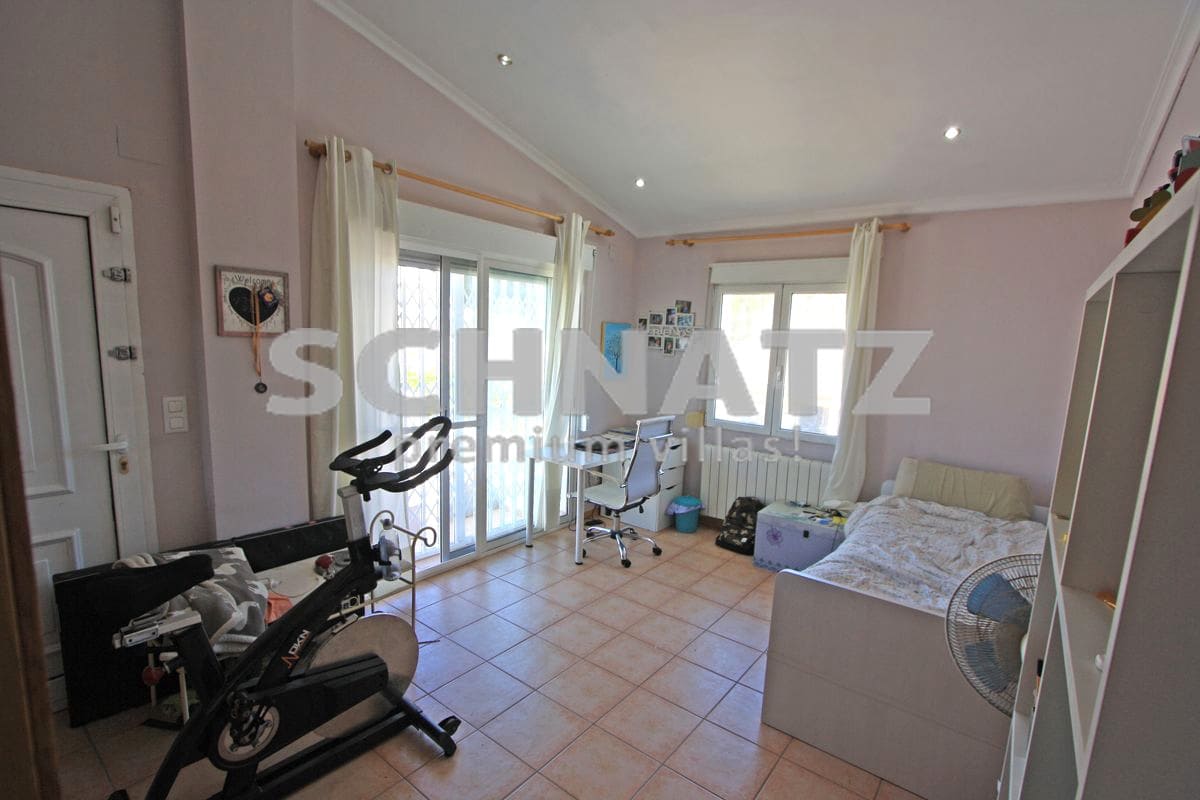 5 slaapkamer Villa te koop in Denia met zwembad garage - € 689.000 (Ref: 8562155)