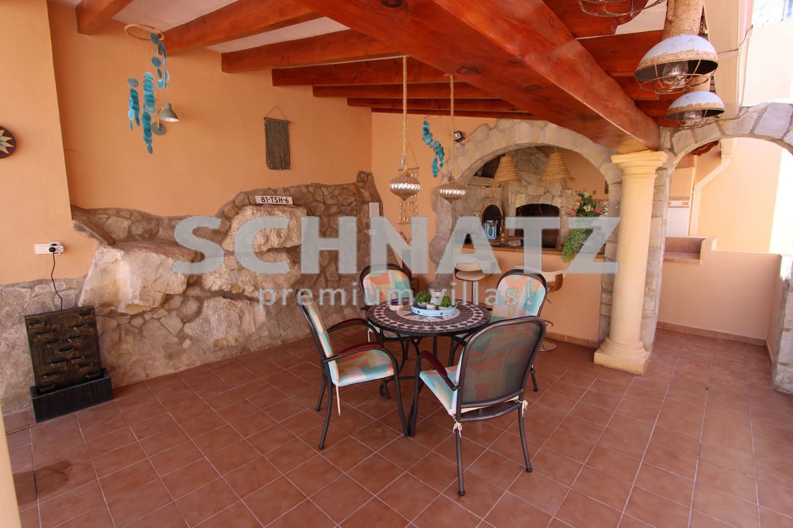 4 Zimmer Villa zu verkaufen in Vall de Laguart mit Garage - 375.000 € (Ref: 8562160)