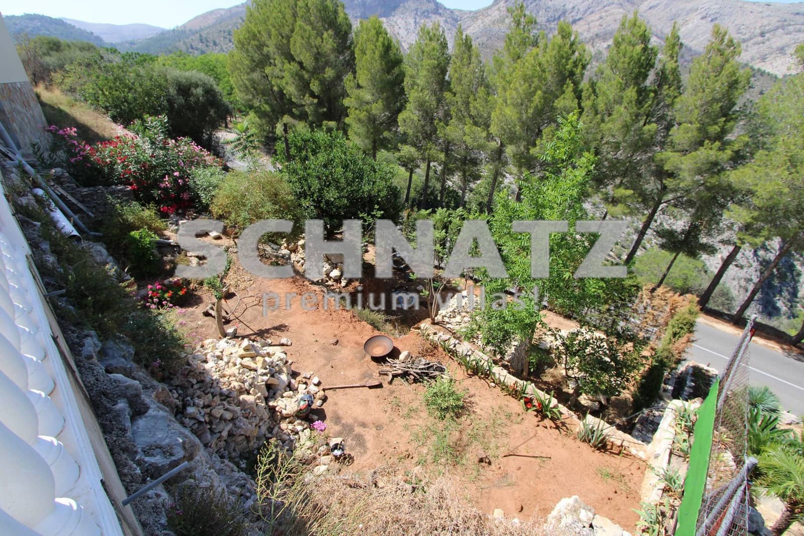 4 Zimmer Villa zu verkaufen in Vall de Laguart mit Garage - 375.000 € (Ref: 8562160)