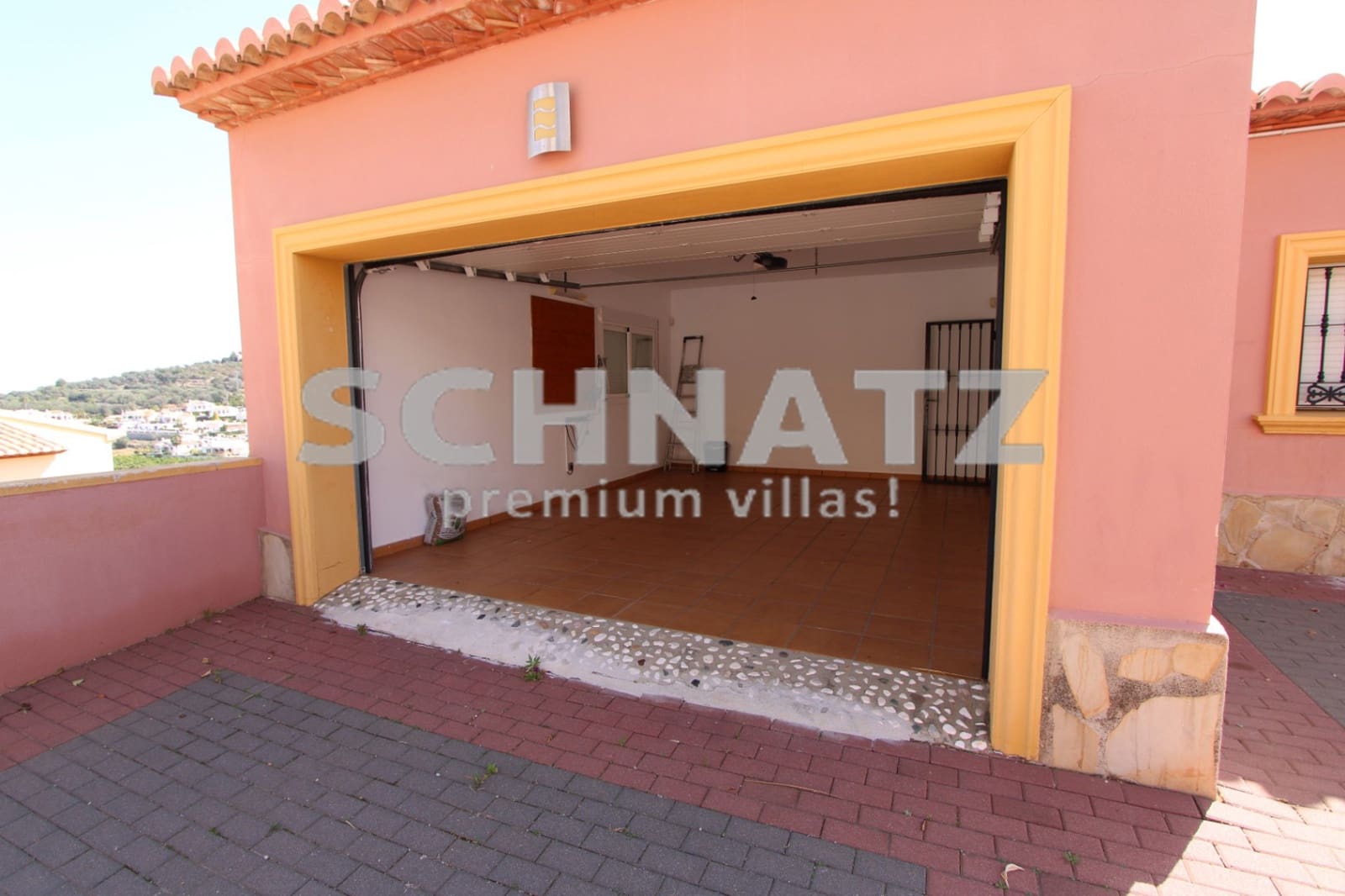 5 slaapkamer Villa te koop in Orba met zwembad garage - € 499.000 (Ref: 8562165)