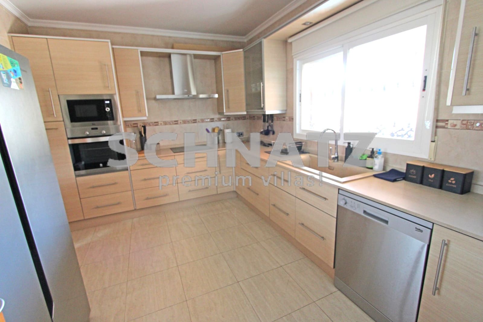 5 slaapkamer Villa te koop in Orba met zwembad garage - € 499.000 (Ref: 8562165)