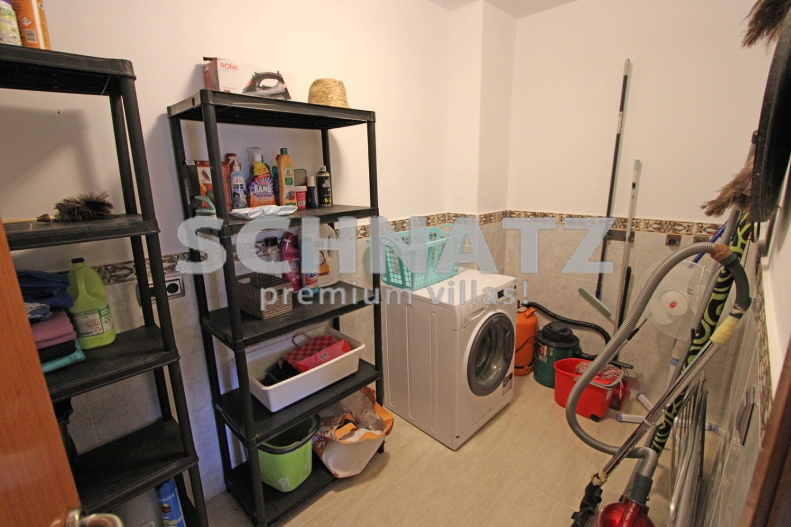 5 slaapkamer Villa te koop in Orba met zwembad garage - € 499.000 (Ref: 8562165)