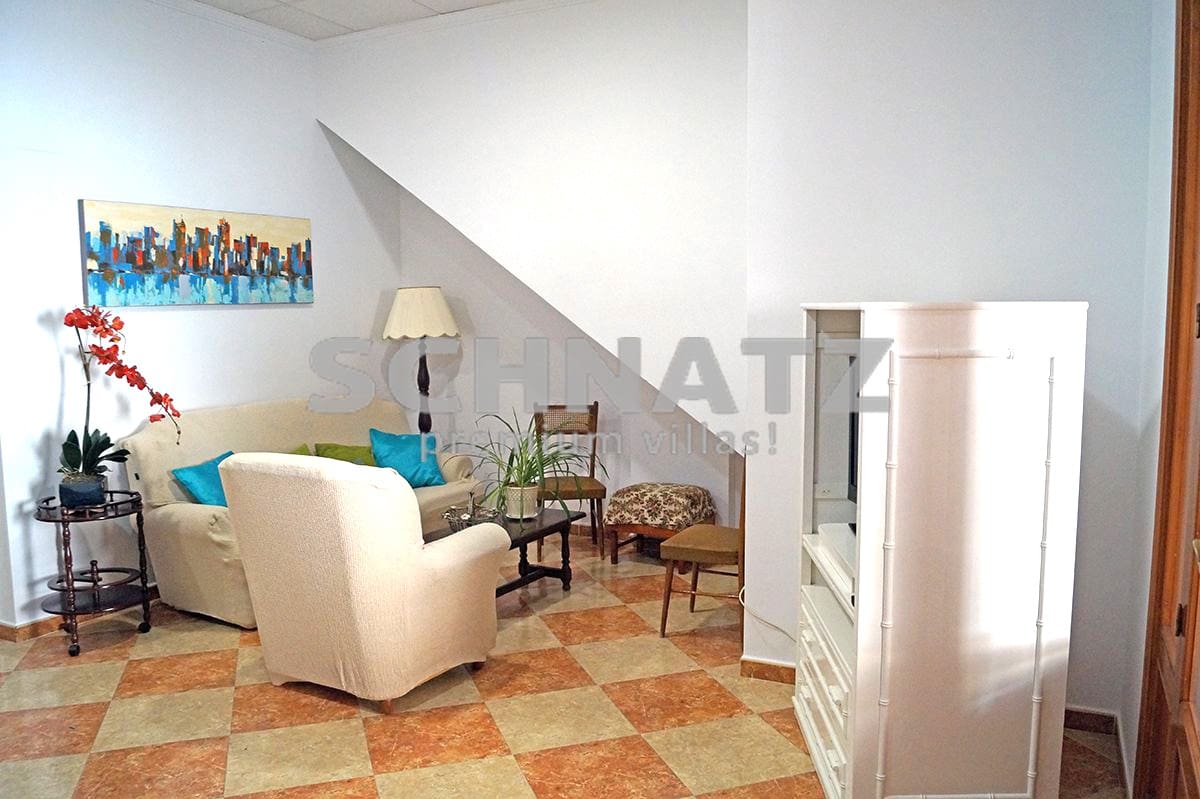 6 slaapkamer Huis te koop in Oliva - € 320.000 (Ref: 8562167)