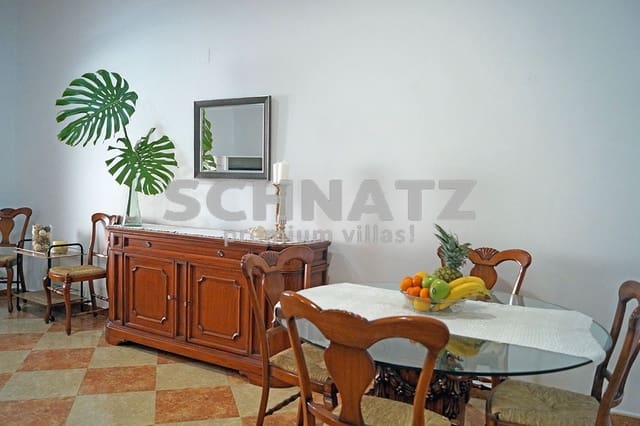 6 bedroom Townhouse for sale in Oliva - € 320,000 (Ref: 8562167)