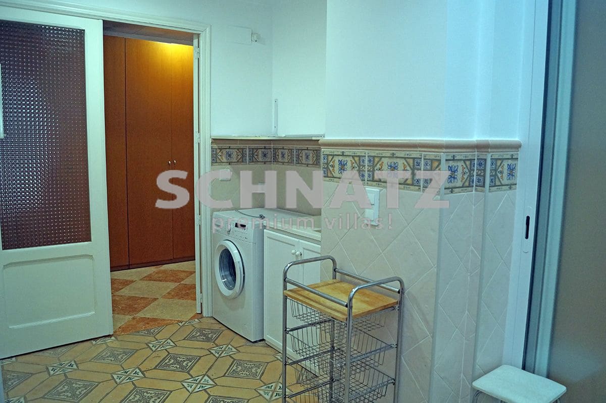 6 slaapkamer Huis te koop in Oliva - € 320.000 (Ref: 8562167)