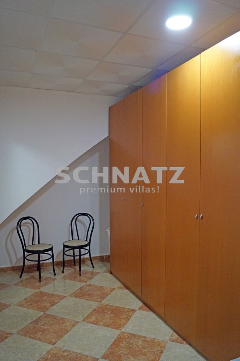 6 slaapkamer Huis te koop in Oliva - € 320.000 (Ref: 8562167)