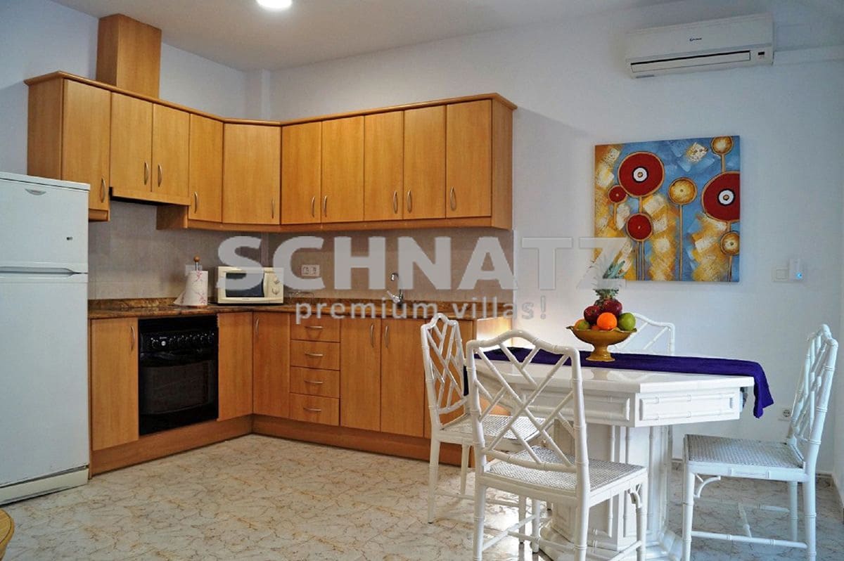 6 slaapkamer Huis te koop in Oliva - € 320.000 (Ref: 8562167)