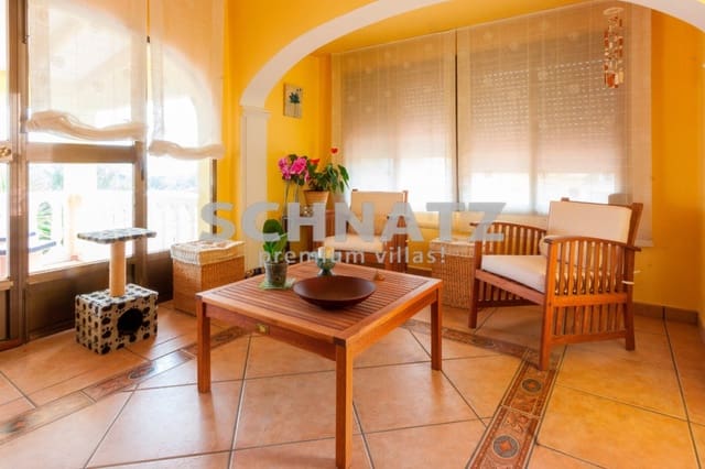 6 slaapkamer Villa te koop in Tormos met zwembad garage - € 390.000 (Ref: 8562168)