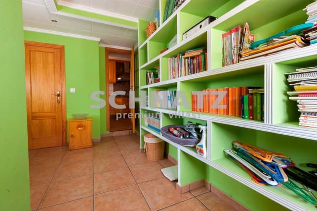 6 slaapkamer Villa te koop in Tormos met zwembad garage - € 390.000 (Ref: 8562168)