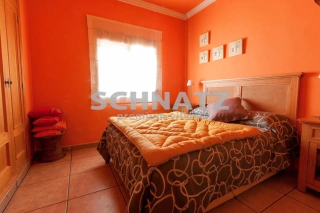 6 slaapkamer Villa te koop in Tormos met zwembad garage - € 390.000 (Ref: 8562168)