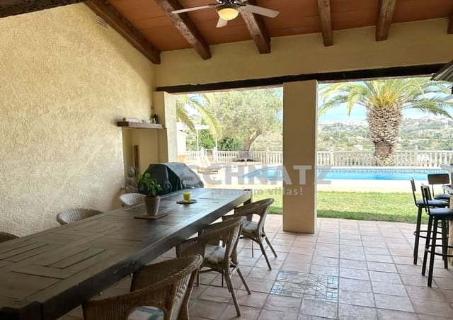 7 makuuhuone Maalaistalo myytävänä paikassa Benissa mukana uima-altaan 
autotalli - 995 000 € (Ref: 8562214)