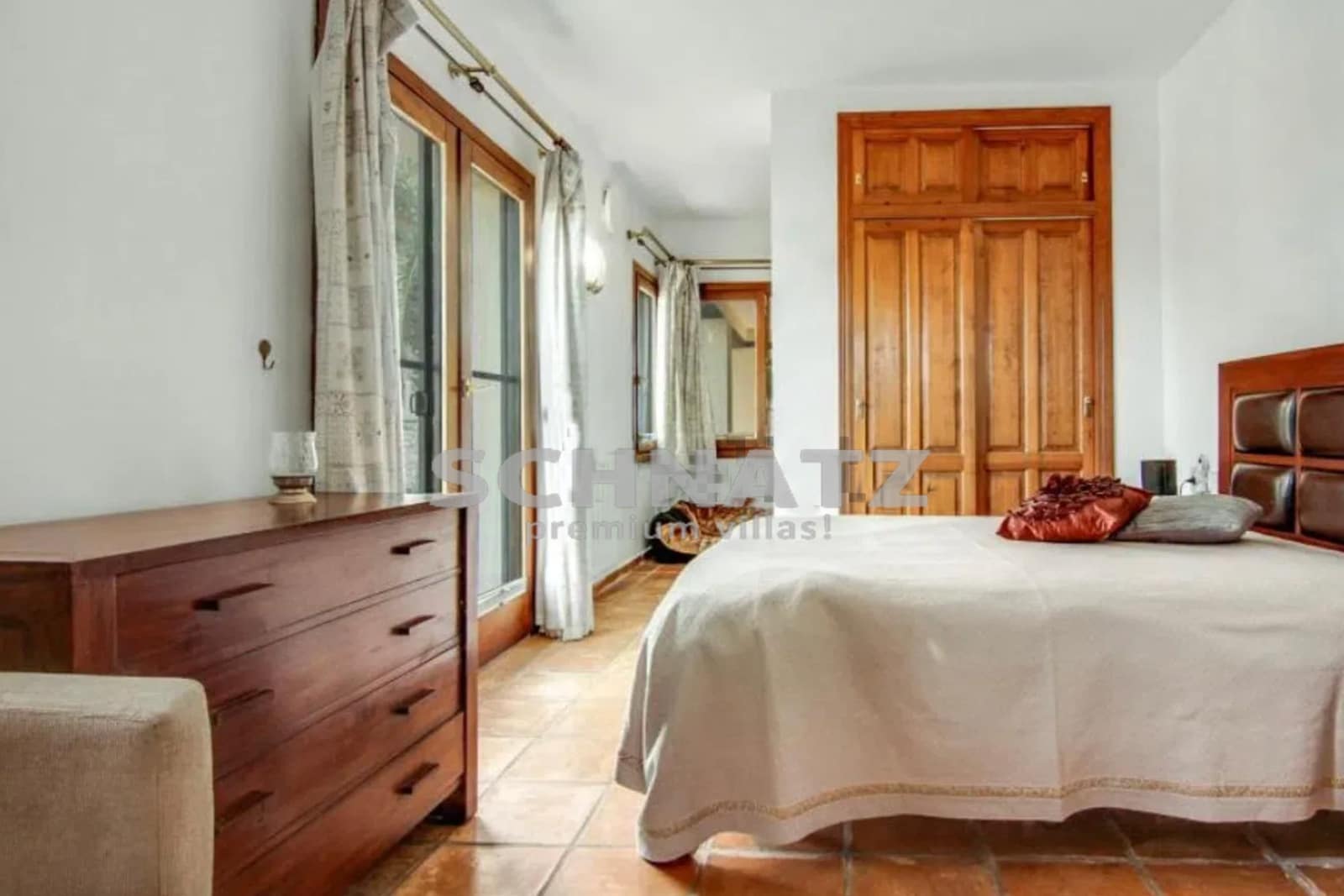 7 makuuhuone Maalaistalo myytävänä paikassa Benissa mukana uima-altaan 
autotalli - 995 000 € (Ref: 8562214)