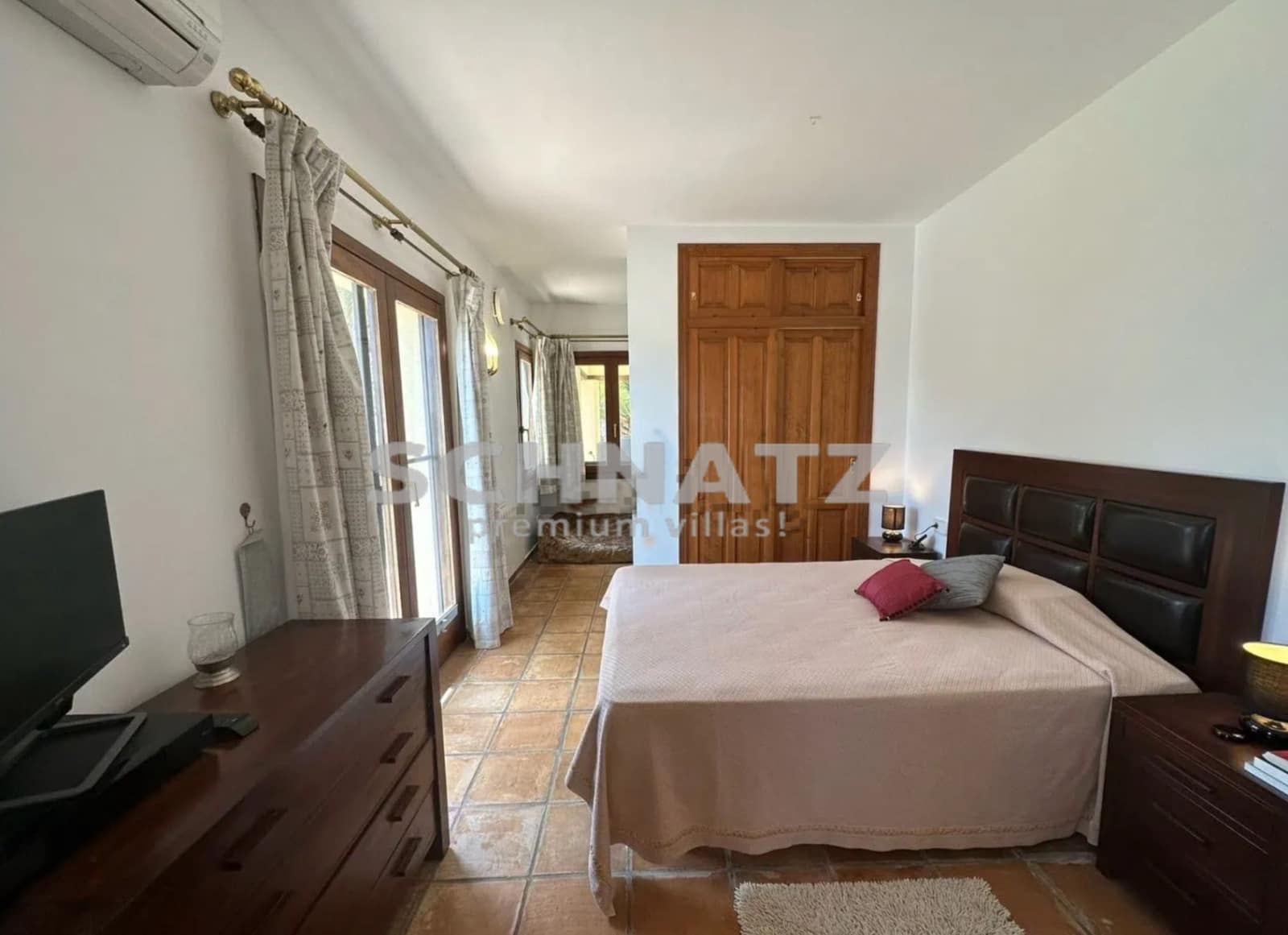 7 makuuhuone Maalaistalo myytävänä paikassa Benissa mukana uima-altaan 
autotalli - 995 000 € (Ref: 8562214)